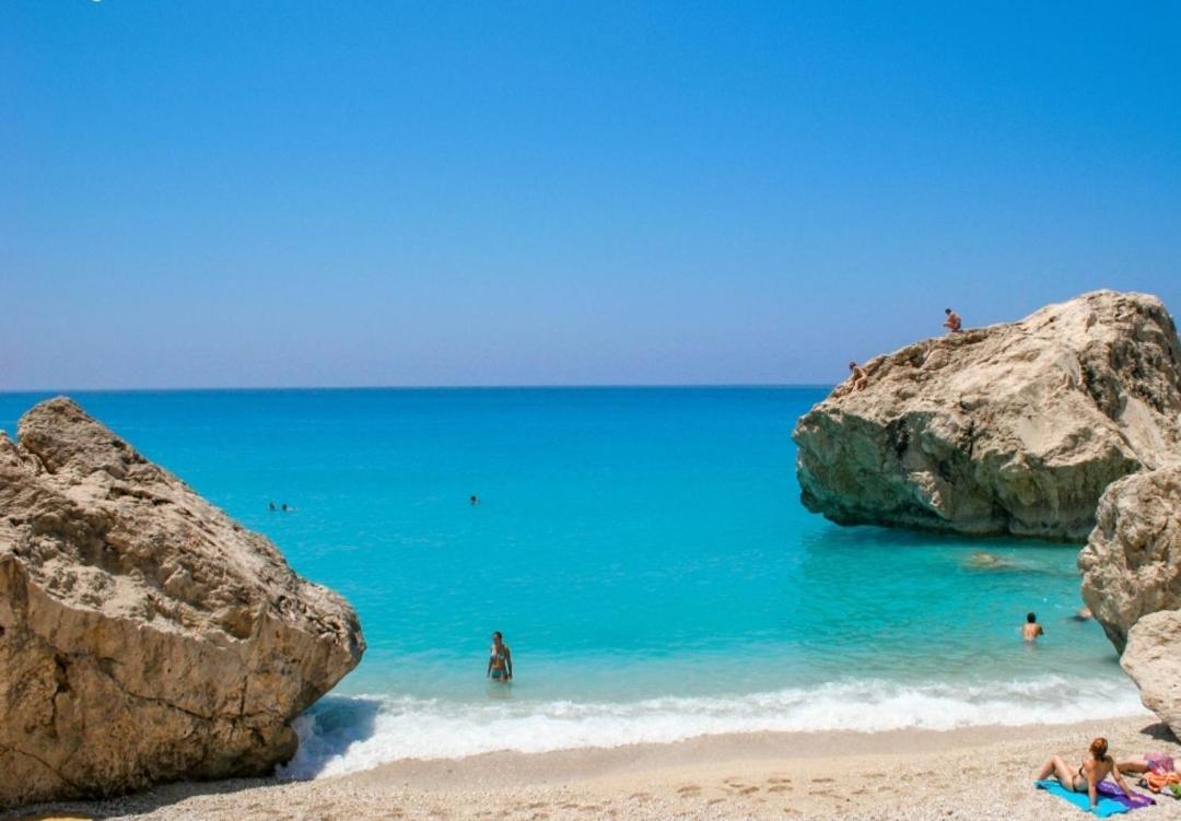 Eolos Apartments With Private Parking Áyios Nikítas المظهر الخارجي الصورة
